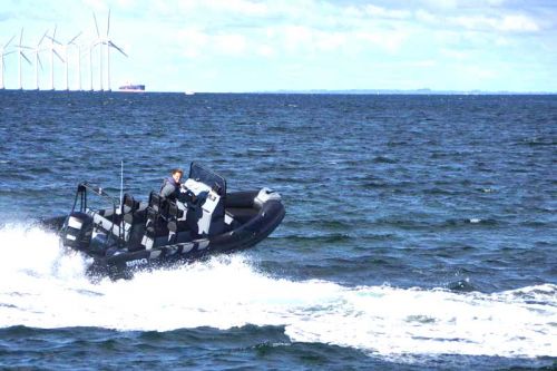 tag dit Speedbådscertifikat i København i denne båd med 150 HK kompressor