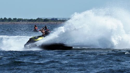 jetski fuld fart